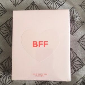 KKW Kimoji Hearts BFF